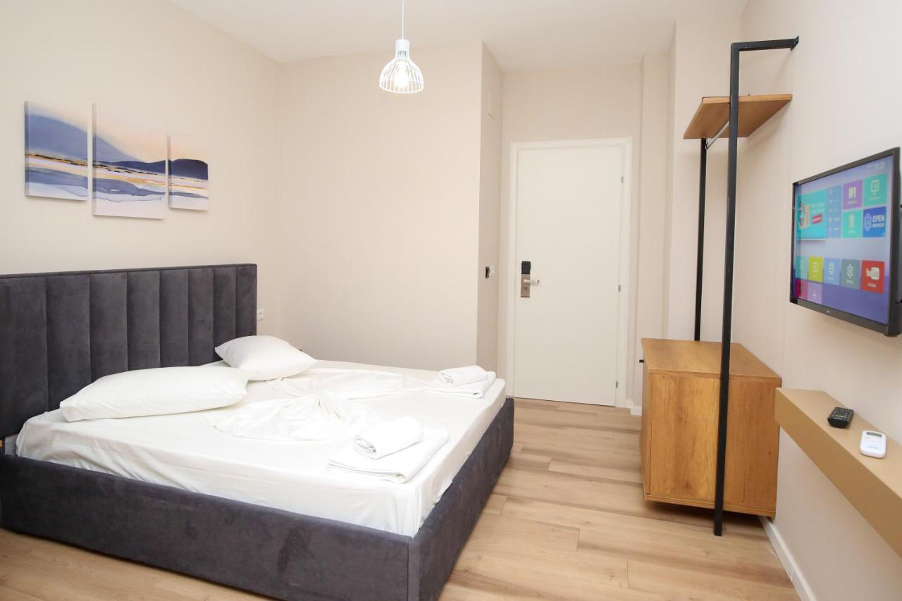Hotel Amantia Orikum Buitenkant foto