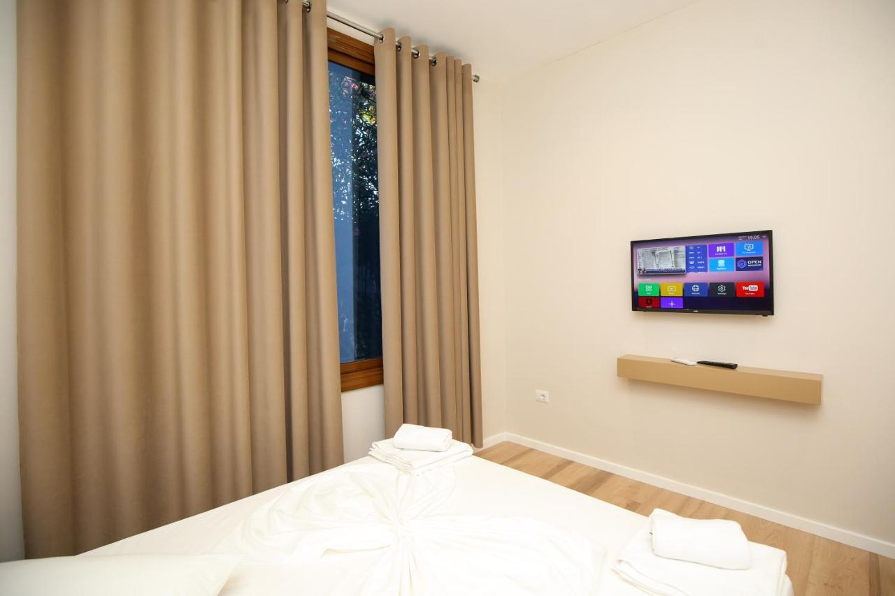 Hotel Amantia Orikum Buitenkant foto