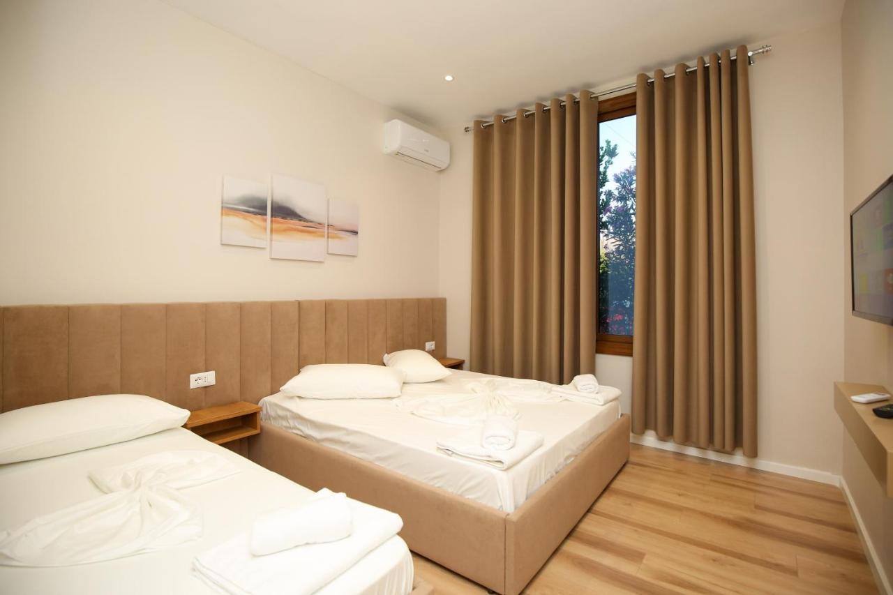 Hotel Amantia Orikum Buitenkant foto