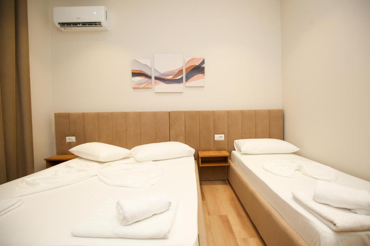 Hotel Amantia Orikum Buitenkant foto