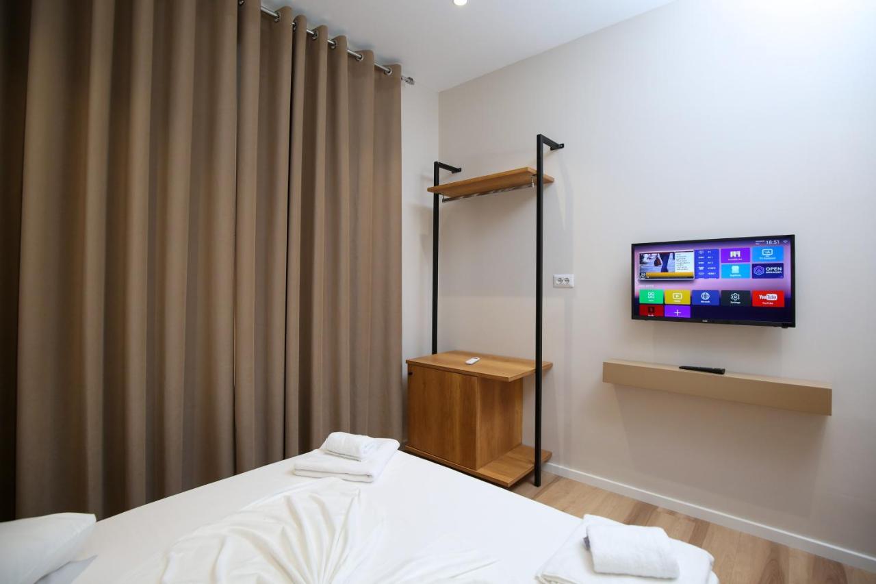 Hotel Amantia Orikum Buitenkant foto