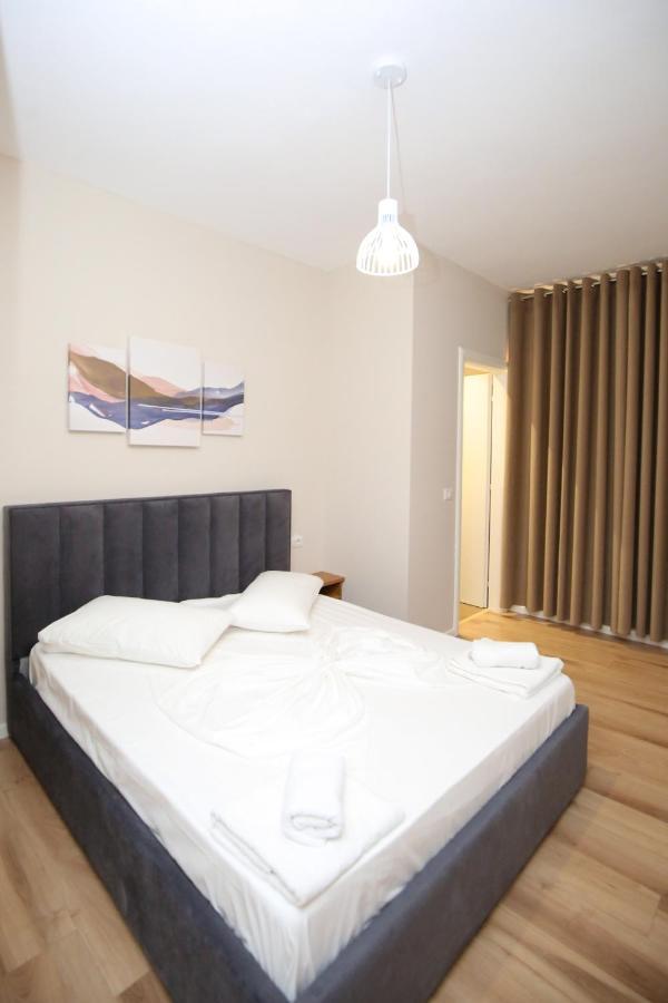 Hotel Amantia Orikum Buitenkant foto